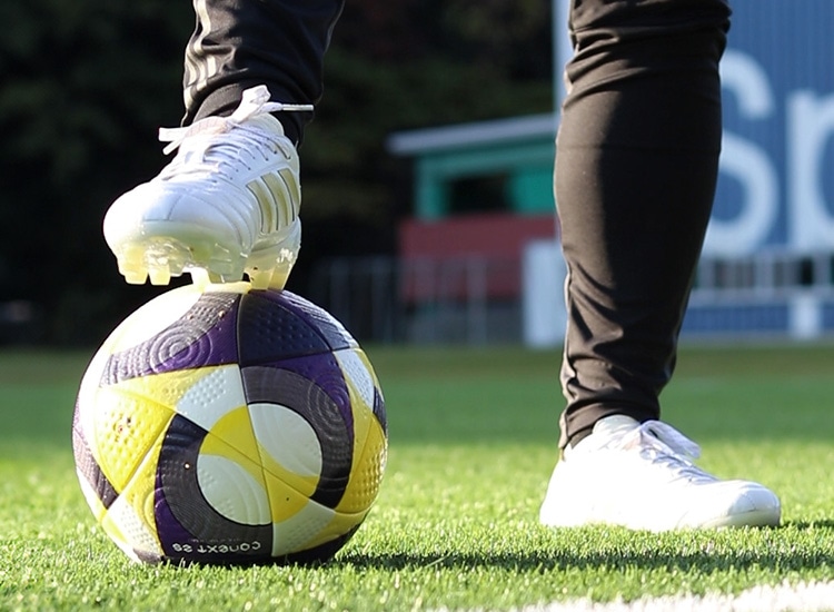 スタッフコメント02