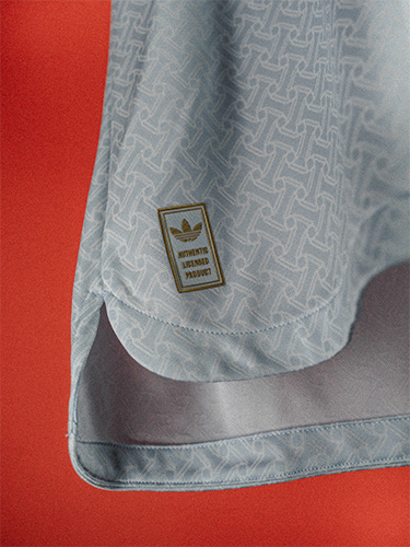 イタリア代表 アウェイギャラリーイメージ