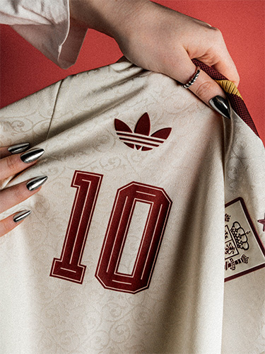 スペイン代表 アウェイギャラリーイメージ