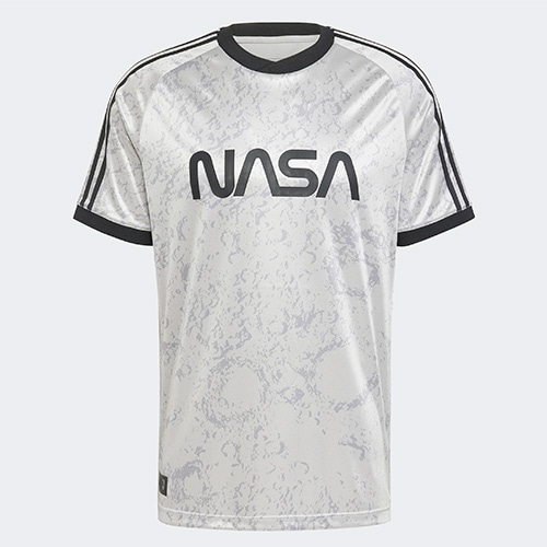 JUVENTUS × NASA tシャツ