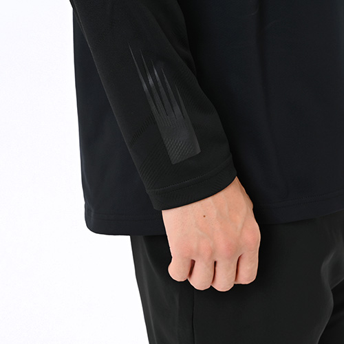 Black Out ジャガードトラックニットハーフジップトップ