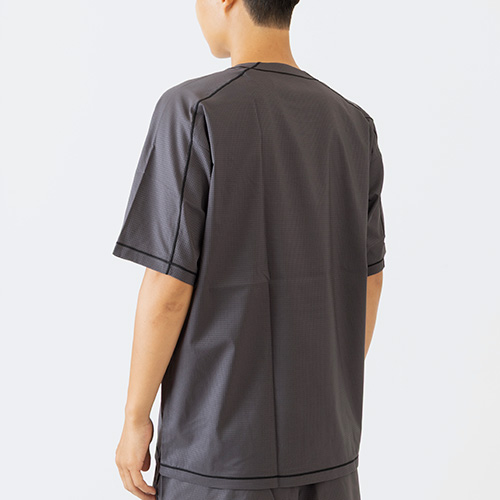 Black Out メッシュストレッチ ウーブンショートスリーブシャツ