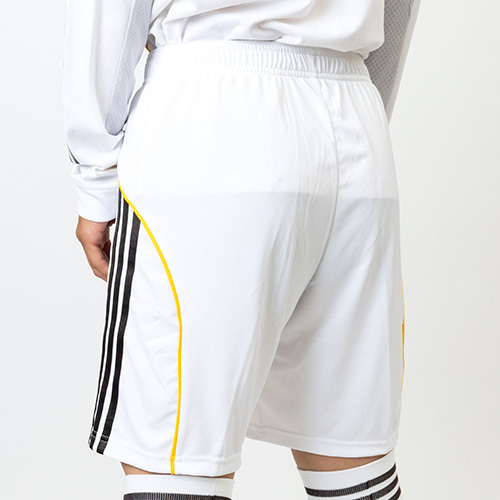 25-26 レアル・マドリード HOME ショーツ