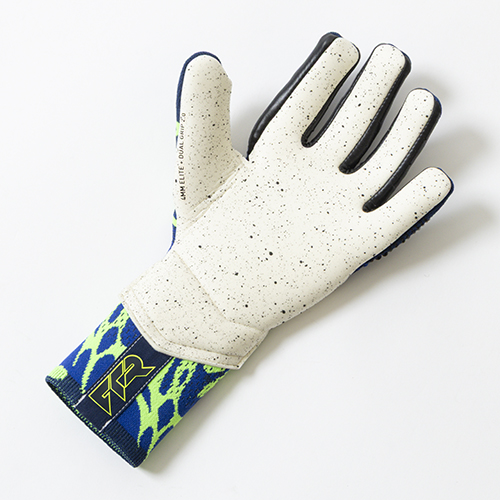 フューチャー アルティメット LAUNCH NC