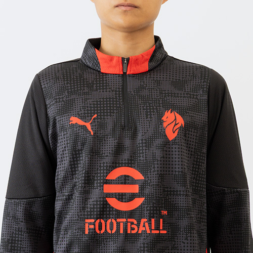 25-26 ACミラン トレーニング1/4ジップトップ