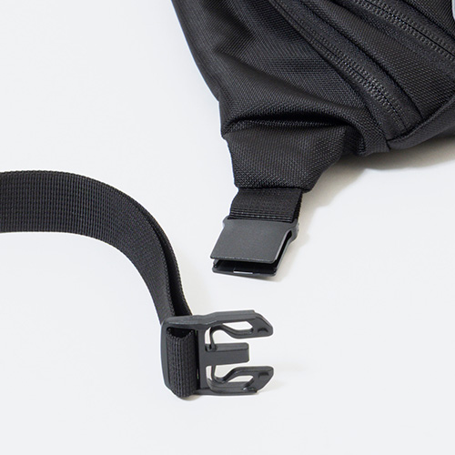 MFC CROSS BODY BAG M