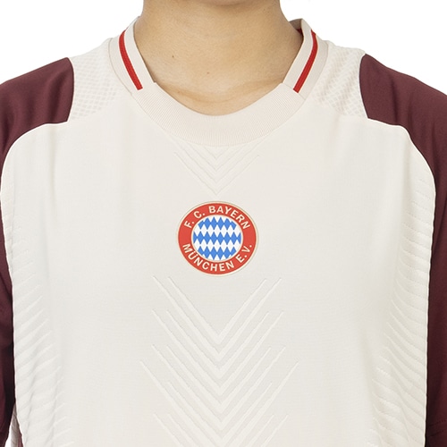 24-25 バイエルン・ミュンヘン TIRO24 PROトレーニングジャージー