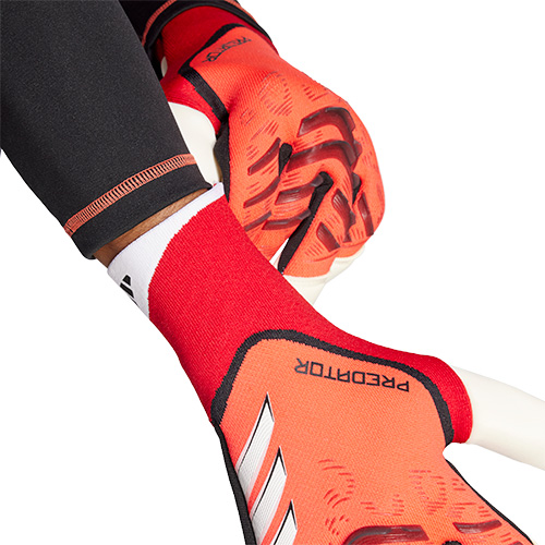 プレデター pro GKグローブ ハイブリッド