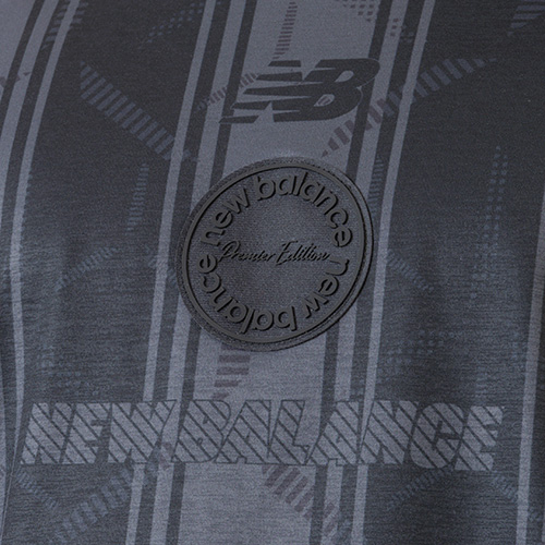 Black Out グラフィック ポロロングスリーブシャツ