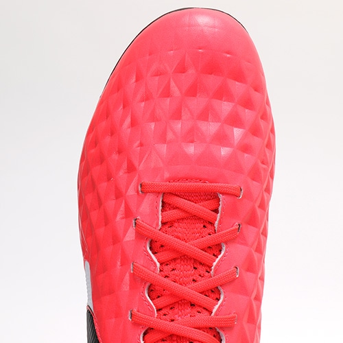 ナイキ レジェンド 8 エリート SG-PRO