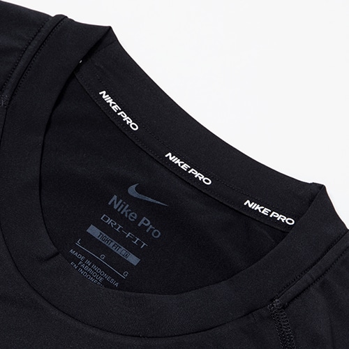 NIKE PRO タイト 半袖トップ