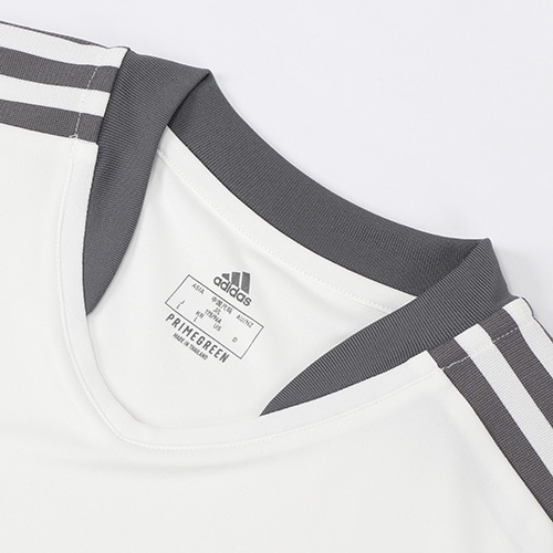 ユベントストレーニングジャージー