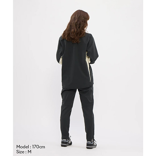 THE THIRD ウォームアップハーフジップトップ