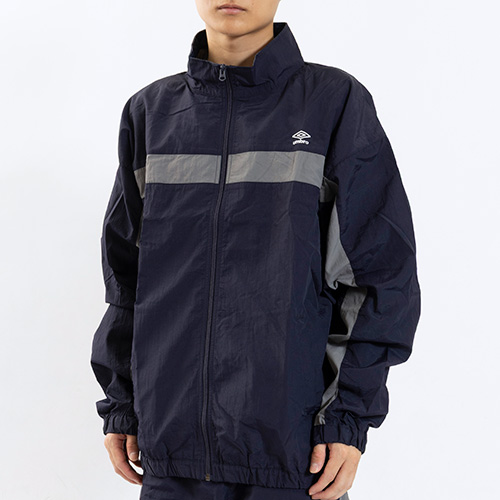 AWAY DAYS ナイロンウーブンジャケット