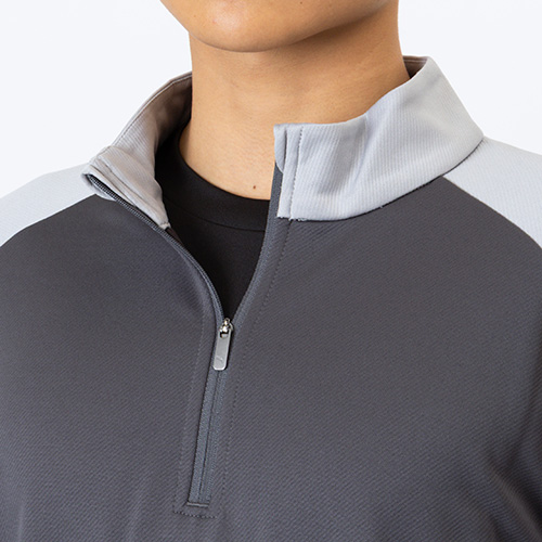 INDIVIDUALLIGA 1/4 ジップトップ