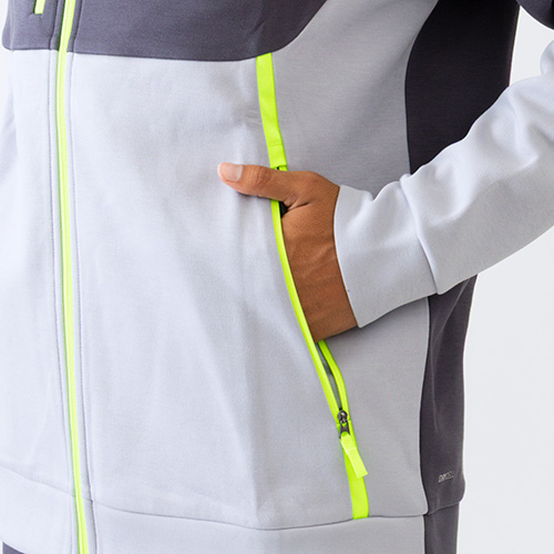 マンチェスター・シティ PUMATECH フルジップフーディ