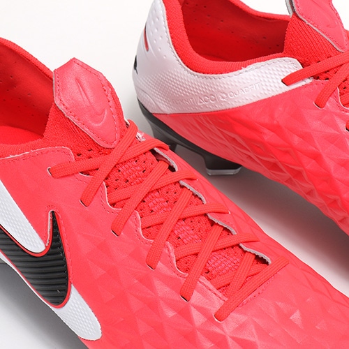 ナイキ レジェンド 8 エリート SG-PRO