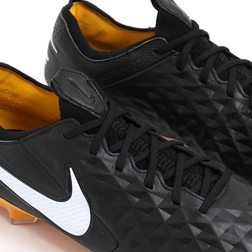 ナイキ レジェンド 8 エリート TC FG