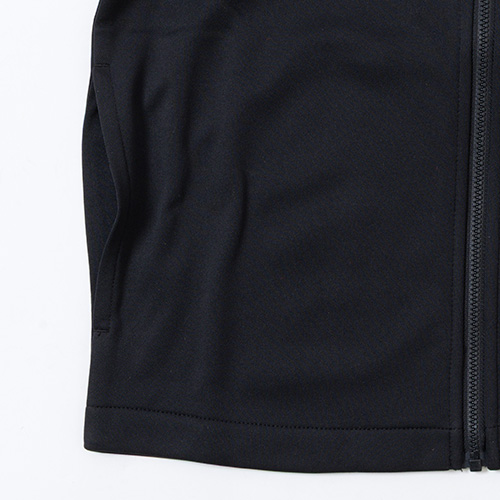 ジュニア トラックスーツ