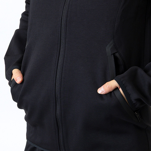 TIRO トラベル スウェット フーディー