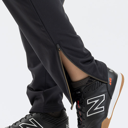 Black Out ストレッチニットパンツ