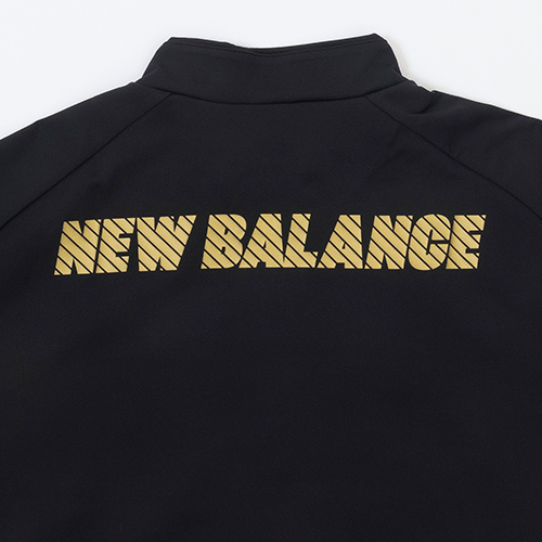 Black Out ストレッチニットハーフジップトップ