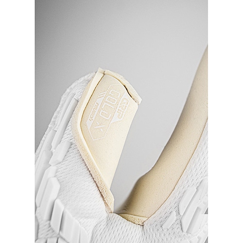 アトラクト フリーゲル ゴールドX