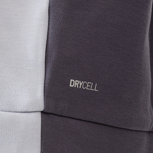 マンチェスター・シティ PUMATECH フルジップフーディ