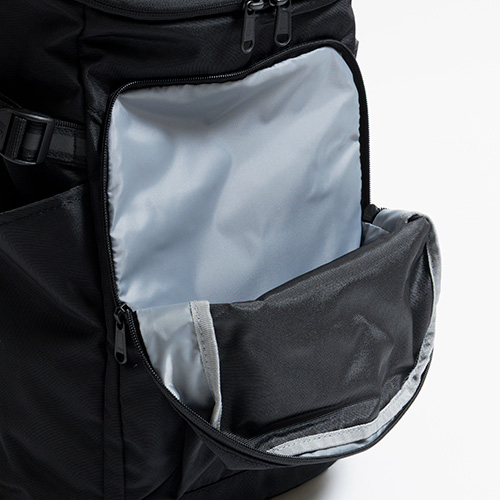 トップローディングバックパック 30L