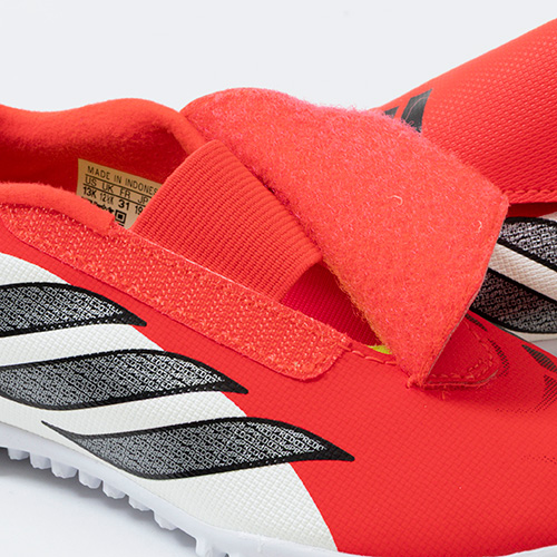 キッズ プレデター CLUB TF VEL