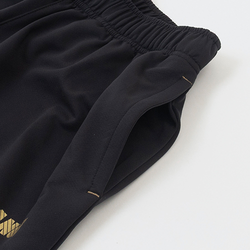 Black Out ストレッチニットパンツ