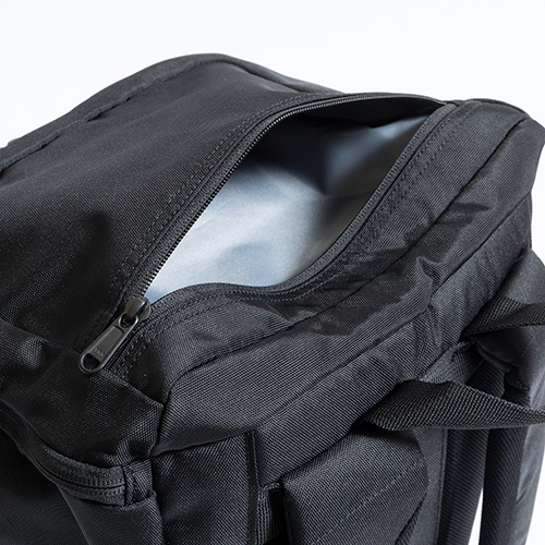 トップローディングバックパック 35L