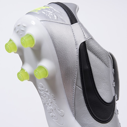 ナイキ プレミア 3 FG