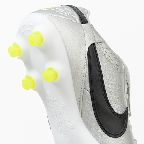 ナイキ プレミア 3 FG