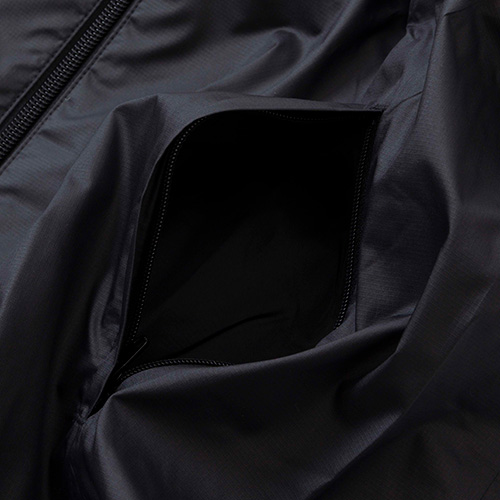 キッズ TIRO26 リーグ ウインドブレーカー