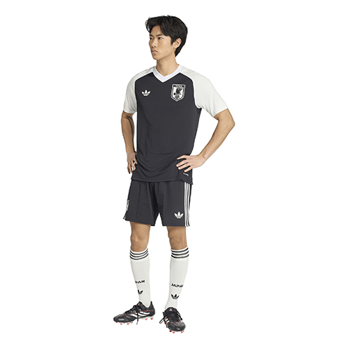 アディダス サッカー日本代表 2026 プレマッチ ジャージー