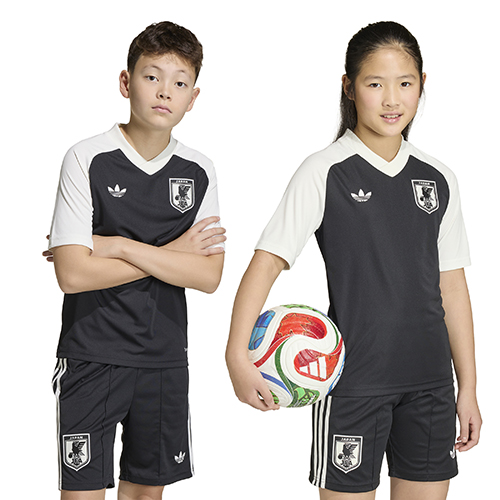 キッズ アディダス サッカー日本代表 2026 プレマッチ ジャージー