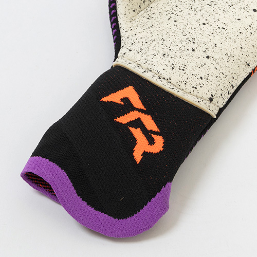 フューチャー アルティメット NC