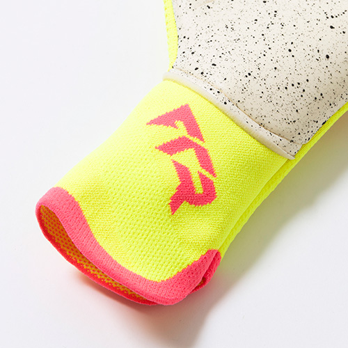 フューチャー アルティメット NC