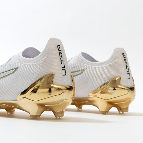 ウルトラ 6 アルティメット FG