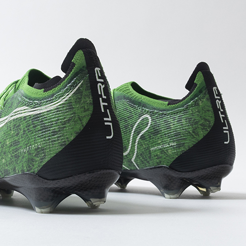 ウルトラ 6 カーボン V1.26 FG