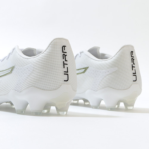 ウルトラ 6 プロ HG/AG