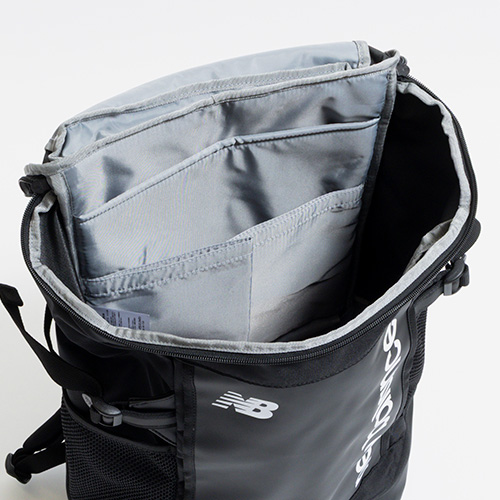 トップローディングバックパック 35L