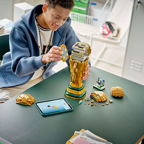 レゴ エディション FIFAワールドカップ 公式トロフィー