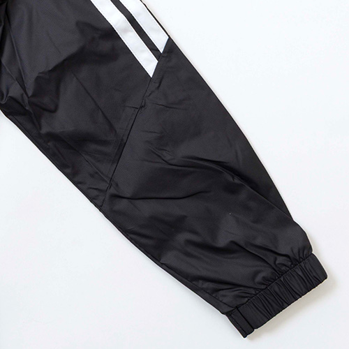 キッズ TIRO26 リーグ ウインドブレーカー