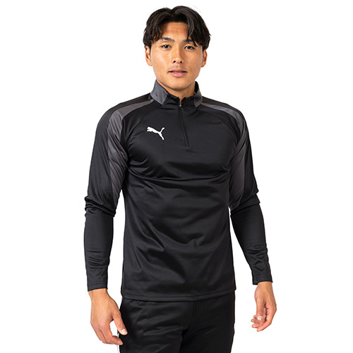 INDIVIDUALLIGA 1/4 ジップトップ