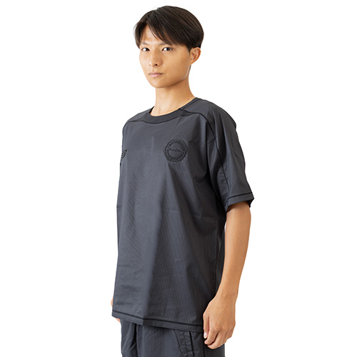 Black Out メッシュストレッチ ウーブンショートスリーブシャツ