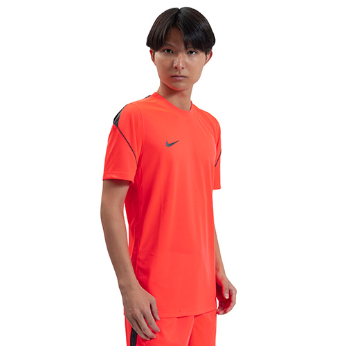 ストライク トップ