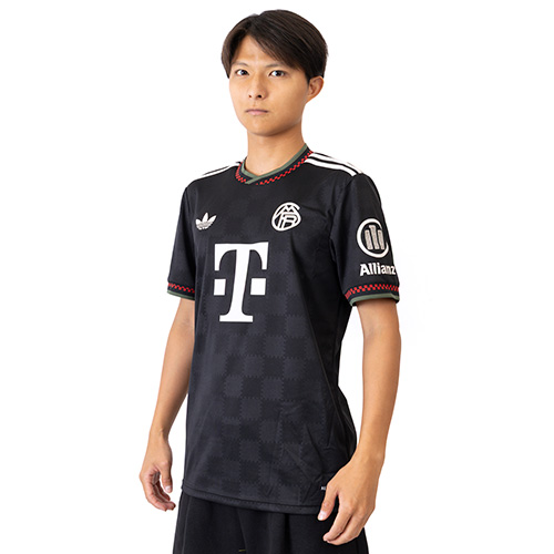 25-26 バイエルン・ミュンヘン 3rdユニフォーム