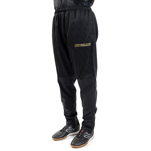 Black Out ストレッチニットパンツ